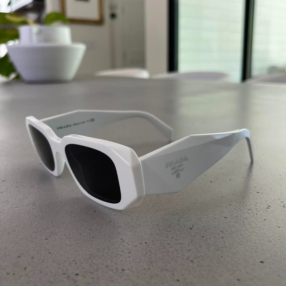 PRADA SUNGLASSES BRAND NEW